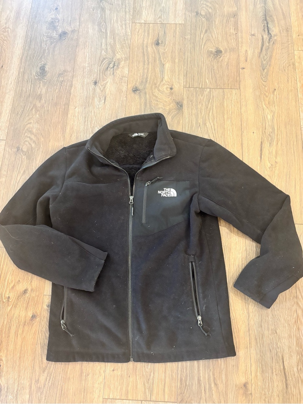 The North Face Jacket Small Men’s Coat Black  Full Zip Fleece